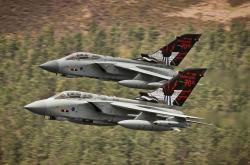 开云sport-约基奇疯狂送26助攻撕碎防线，灰熊强硬防守终结勇士六连胜