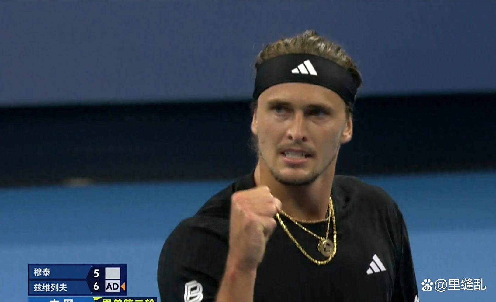 英国网球队爆冷西班牙网球队,兹维列夫制霸全场 英国网球队爆冷西班牙网球队,兹维列夫制霸全场