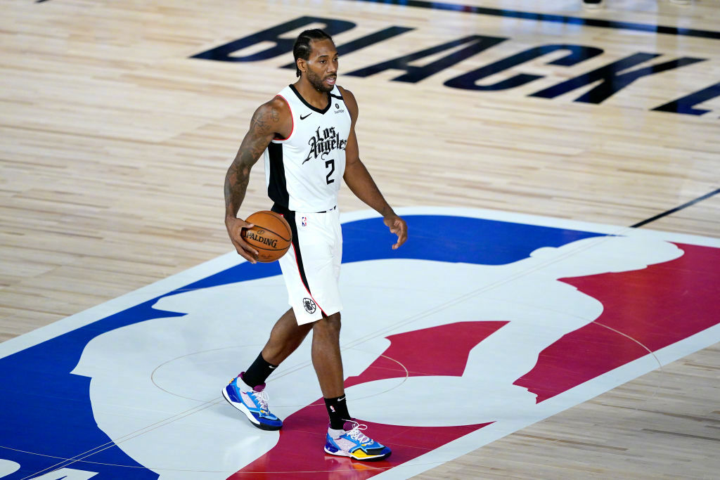 火箭力克独行侠,伦纳德完成帽子戏法 火箭力克独行侠,伦纳德完成帽子戏法