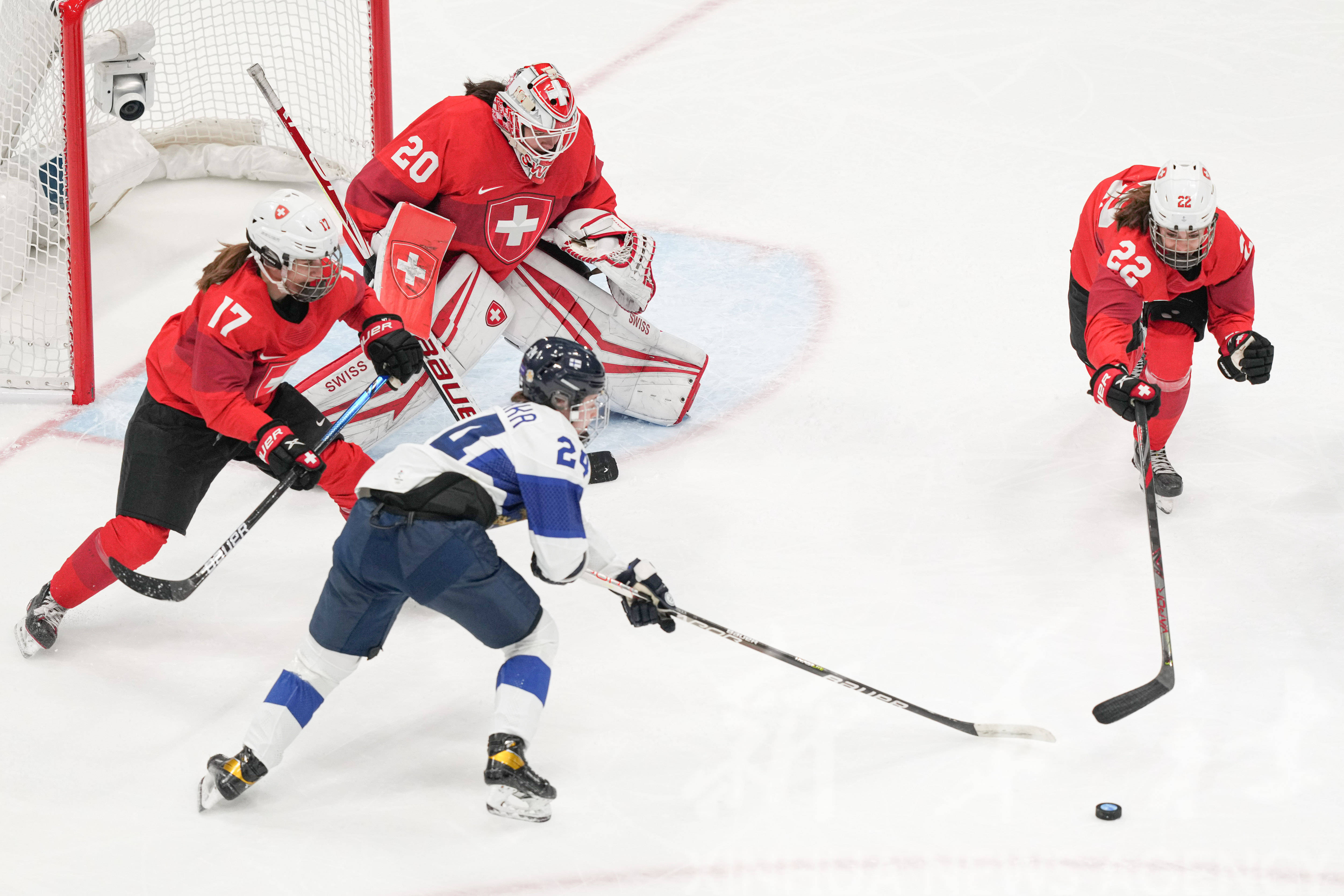 冰球官方发布赛后数据,表现引争议的简单介绍 冰球官方发布赛后数据,表现引争议的简单介绍