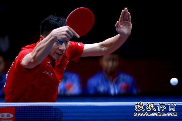 德国队横扫瑞典队，马龙点燃赛场