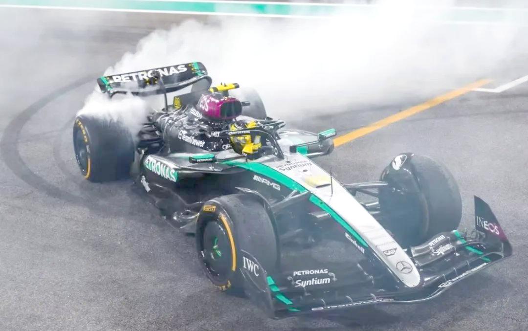 威廉姆斯逆转梅赛德斯,汉密尔顿刷新纪录 威廉姆斯逆转梅赛德斯,汉密尔顿刷新纪录