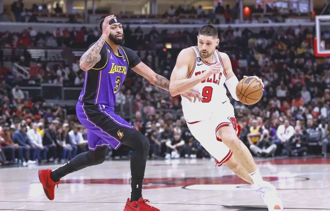 江苏队轻取湖人，武切维奇刷新纪录