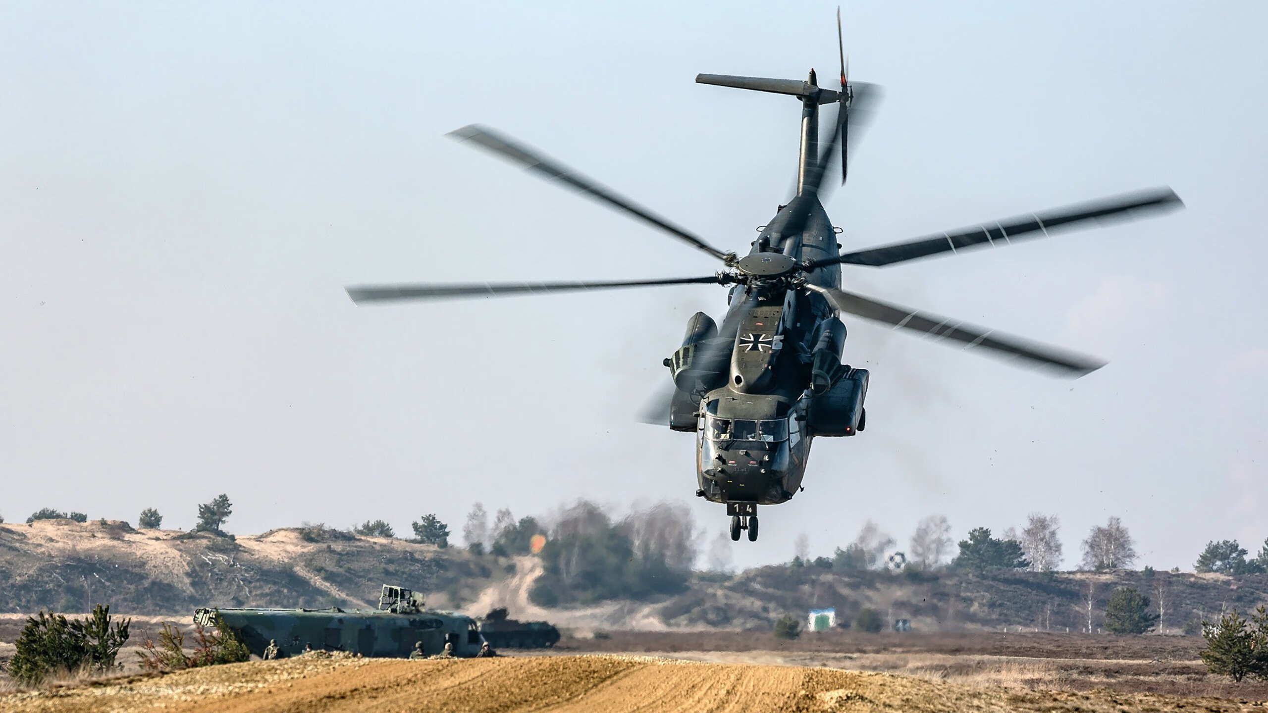 戈麦斯加时绝杀,比利时黑马逆袭皇家社会晋级欧联杯八强