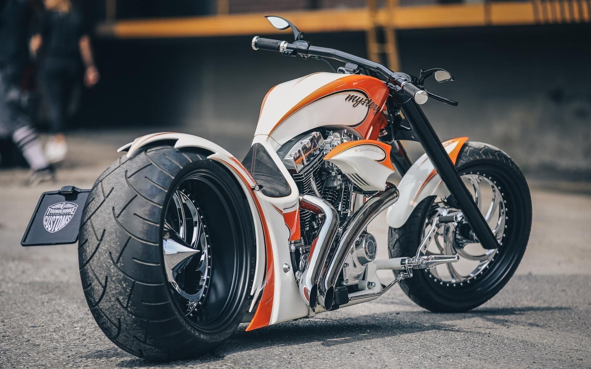 篮球的两种进化,灰熊用体系锁死未来,约基奇以个人接管现在