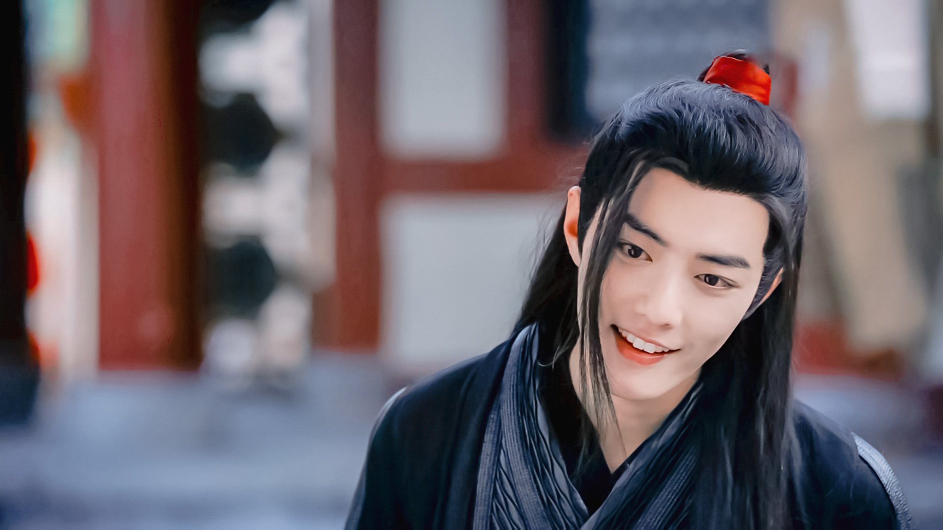 从团队碾压到个体闪耀，现代足球的双重魅力—拜仁完美风暴与劳塔罗的孤星时刻